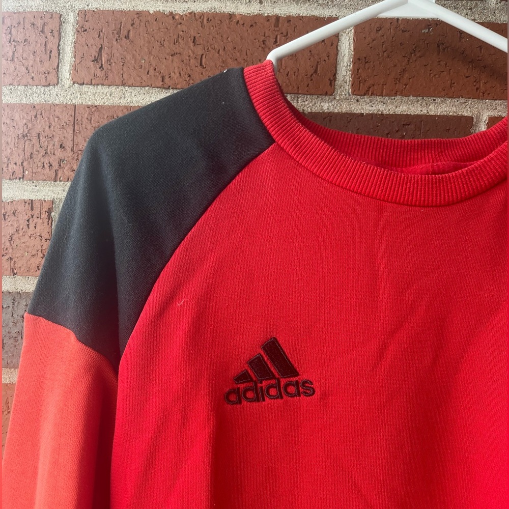 Adidas Sweater